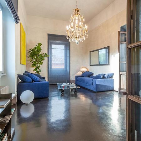 Iconic Apartment With Unique Colosseum View Roma Exterior foto